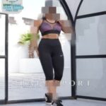ست نیم تنه و شلوارک ورزشی زنانه - 5